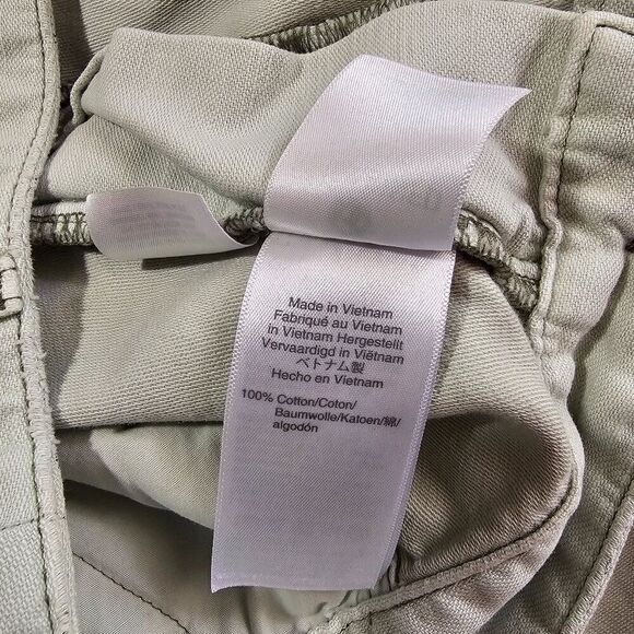 EUC J. CREW LIGHT MINT GREEN COTTON RELAXED CHINOS PANTS SIZE 12 / L - Picture 12 of 16